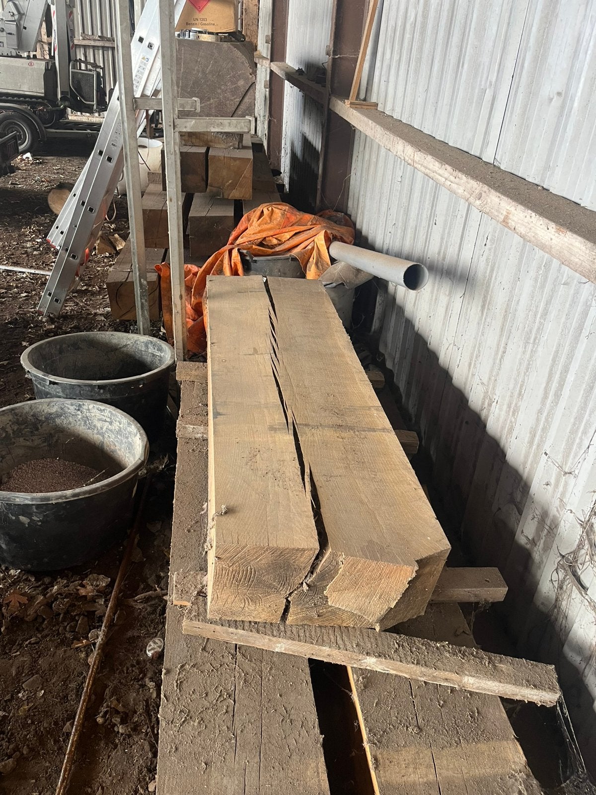 Eiken balk / plank, Doe-het-zelf en Verbouw, Ophalen, Eiken, Zo goed als nieuw, 50 mm of meer