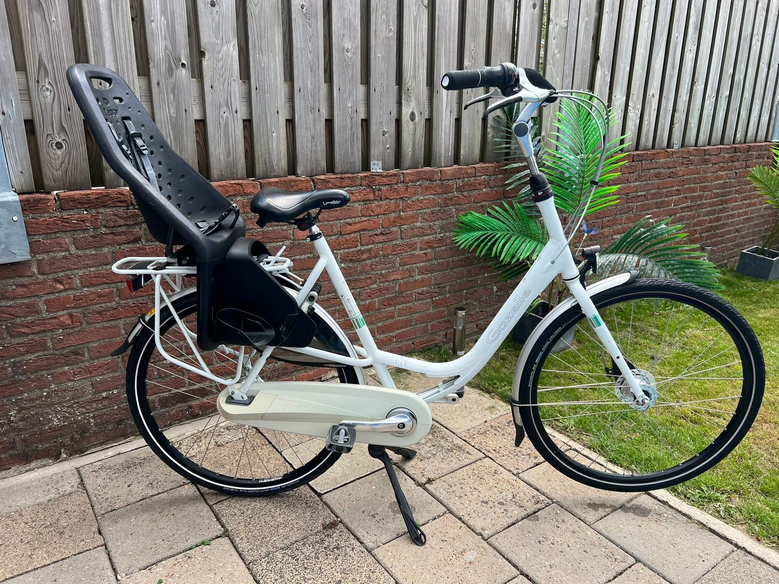 Gazelle Bloom Moederfiets 61 cm 28 inch 7V, Fietsen en Brommers, Fietsen | Dames | Moederfietsen, Ophalen, Dubbele standaard, 56 cm of meer