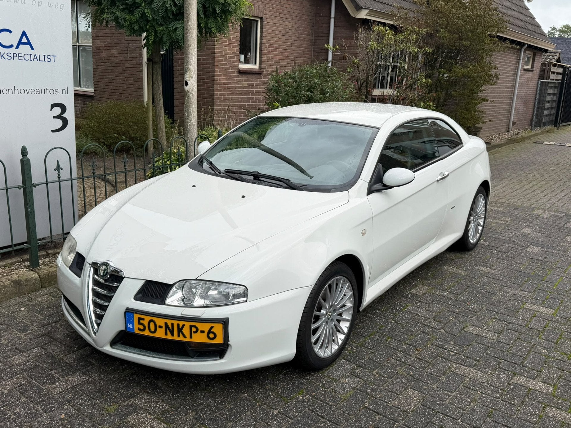 Alfa Romeo GT 1.8 T.Spark Distinctive (bj 2010), Auto's, Alfa Romeo, Voorwielaandrijving, Dealer onderhouden, Gebruikt, Zwart