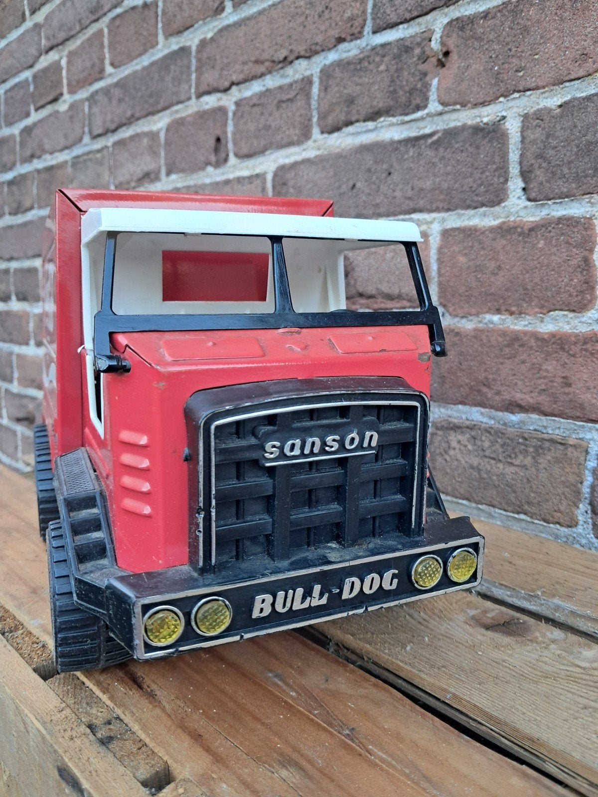 Mooi uit verzameling grote blikken auto Sanson Bull Dog Cola, Ophalen of Verzenden