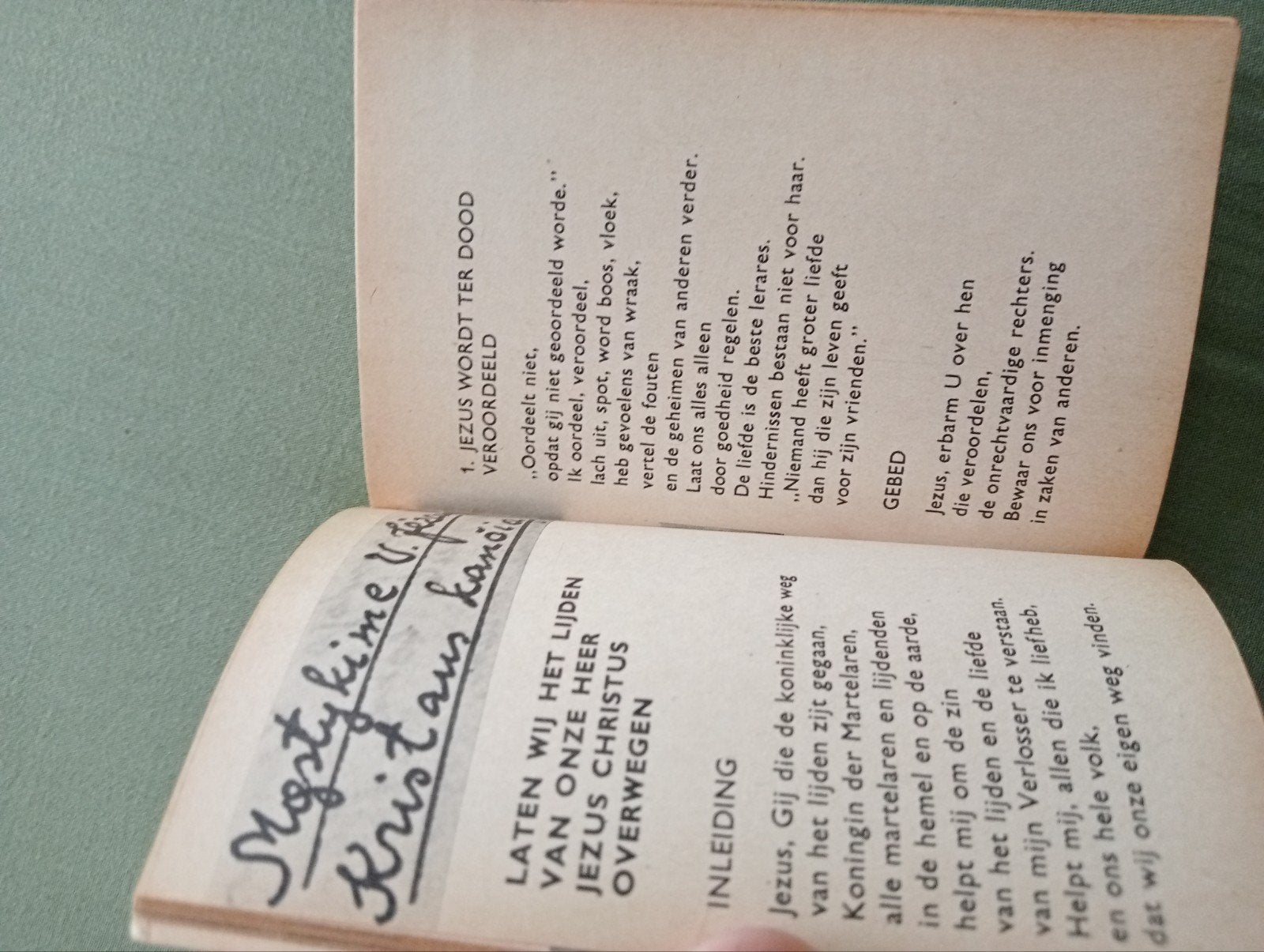 Gebeden van vier Litouwse meisjes in Noord-Siberië, Ophalen of Verzenden, Onbekend, Gelezen, Spiritualiteit algemeen