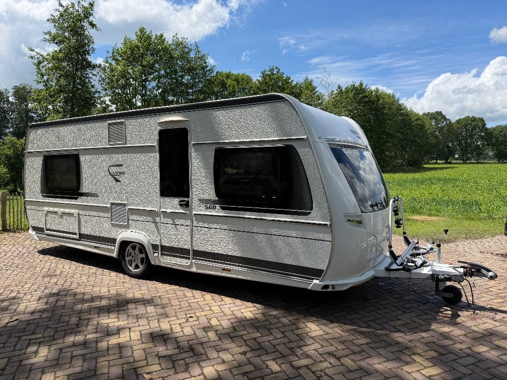 Caravan Fendt Saphir 560 SF, Omvormbare zithoek, Rondzit, 7 tot 8 meter, Particulier
