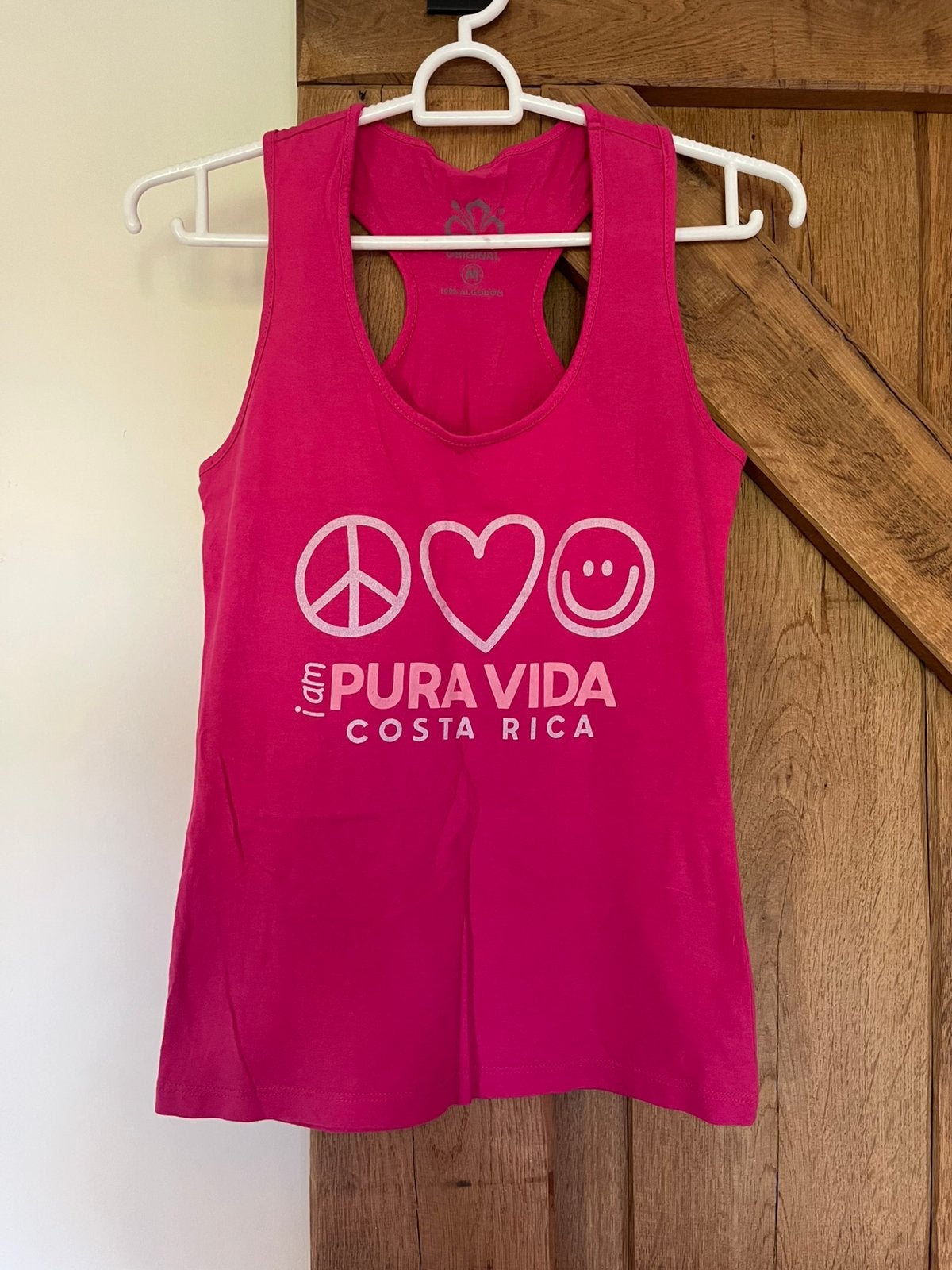 Nieuw knalroze topje uit Costa Rica maat M, Maat 38/40 (M), Nieuw, Ophalen of Verzenden, Roze