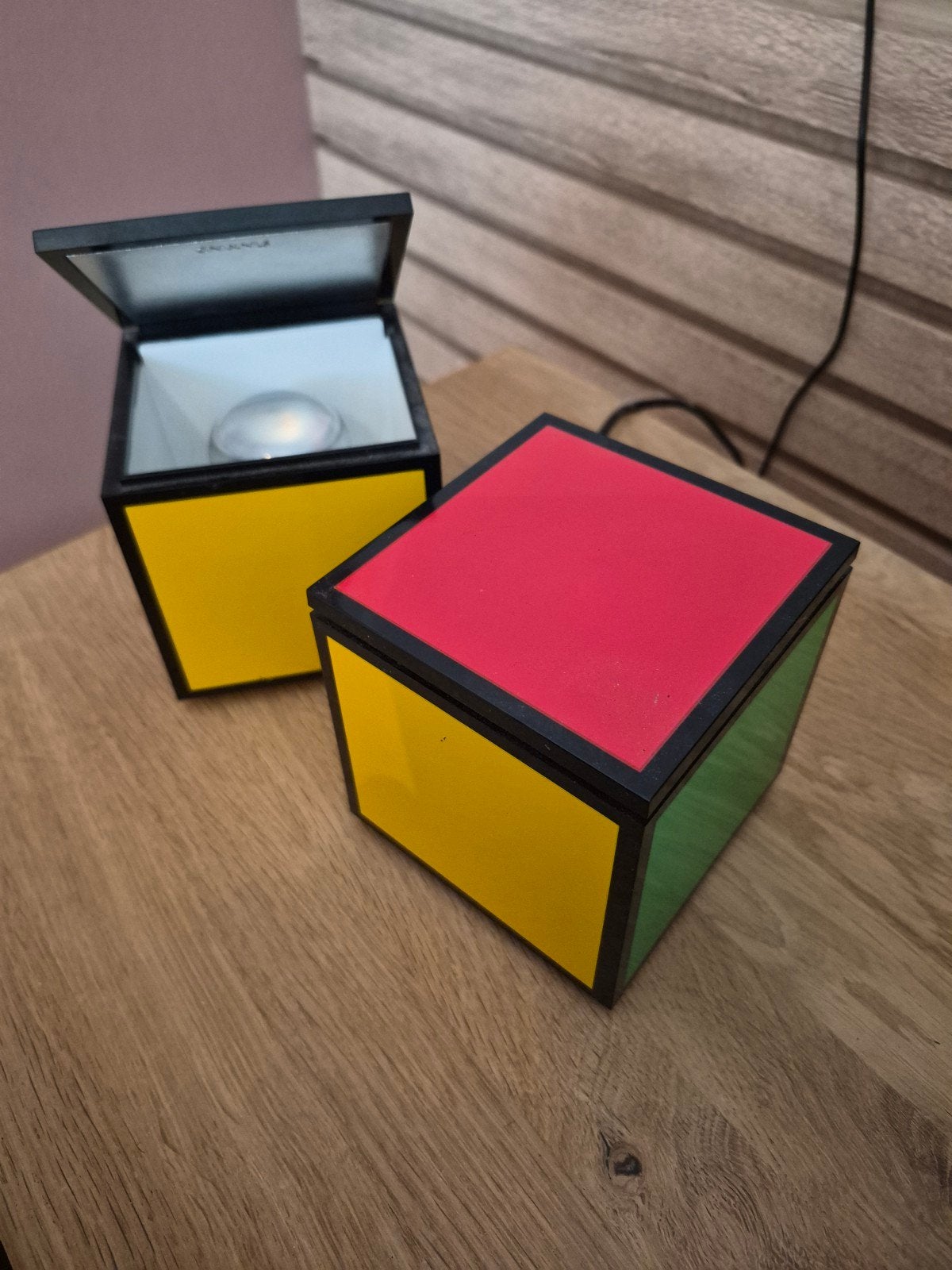 Cini & Nils Cuboluce LED tafellampen - Set van 2, Huis en Inrichting, Lampen | Tafellampen, Meerkleurig, Ophalen of Verzenden