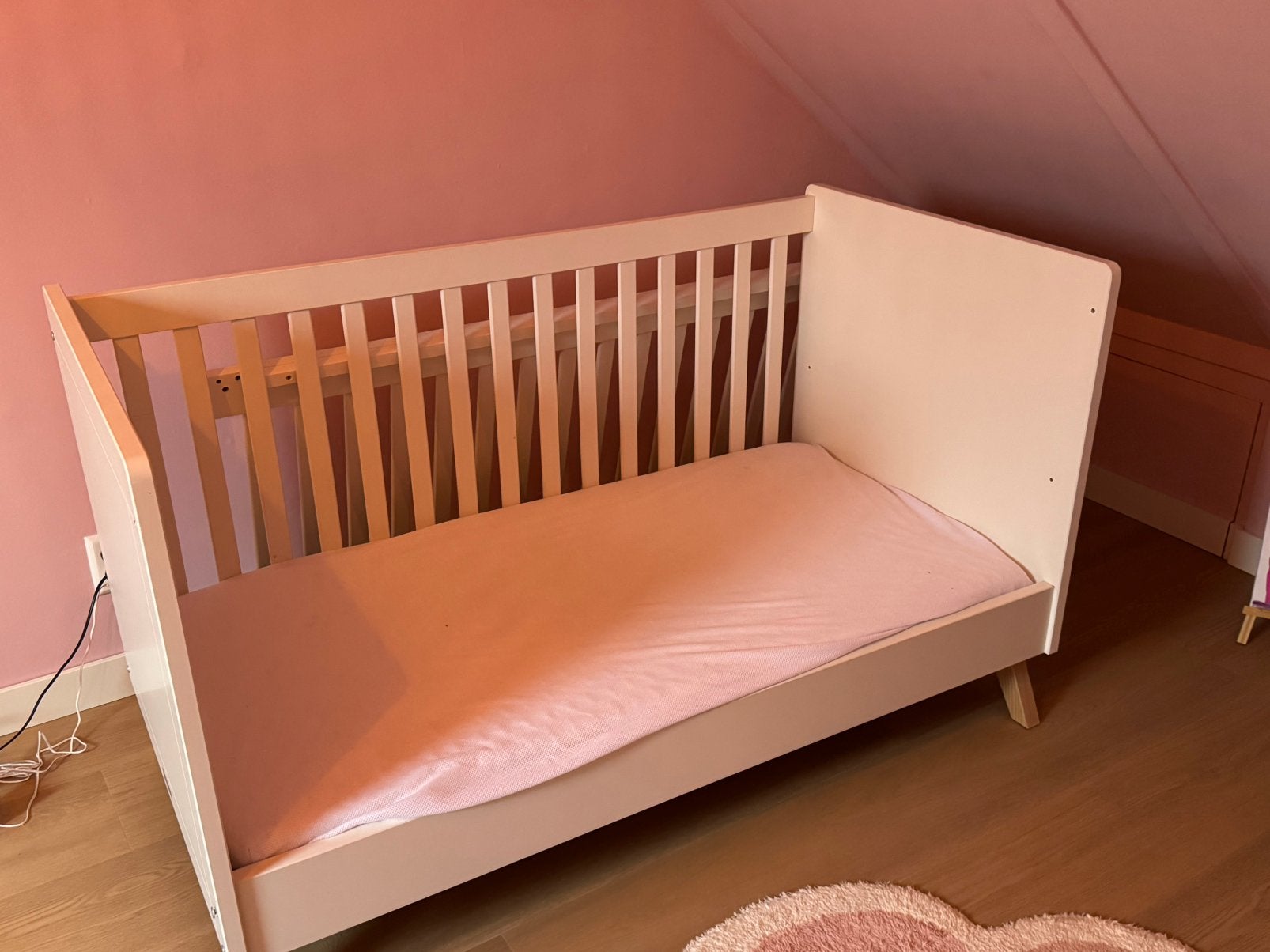 Bopita Fenna ledikant wit 70 x 140 incl. Aerosleep matras, 70 tot 85 cm, Ophalen of Verzenden, Zo goed als nieuw, Lattenbodem