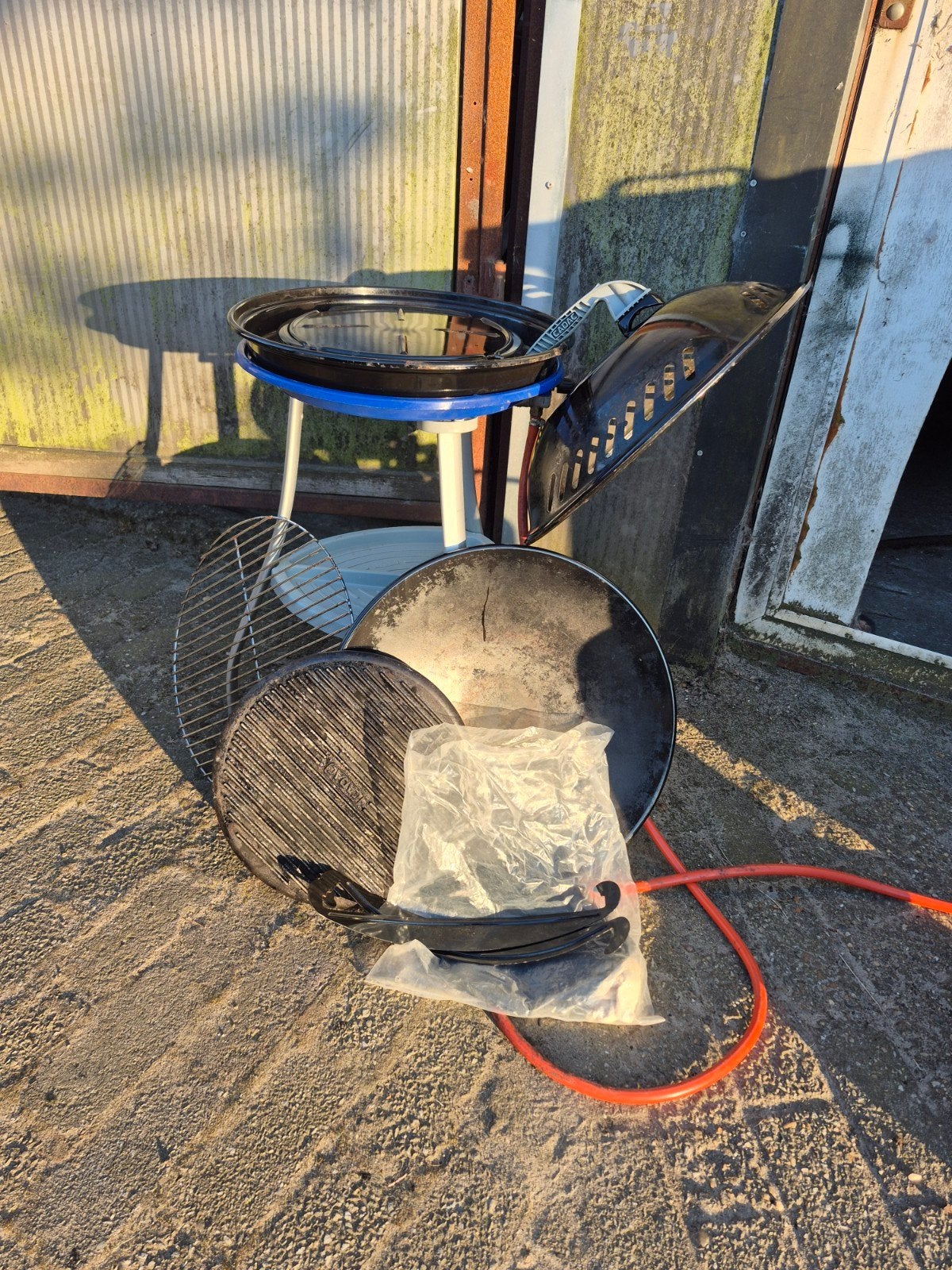 cadac met deksel en diverse roosters en handige opbergtas, Ophalen, Gebruikt, Cadac