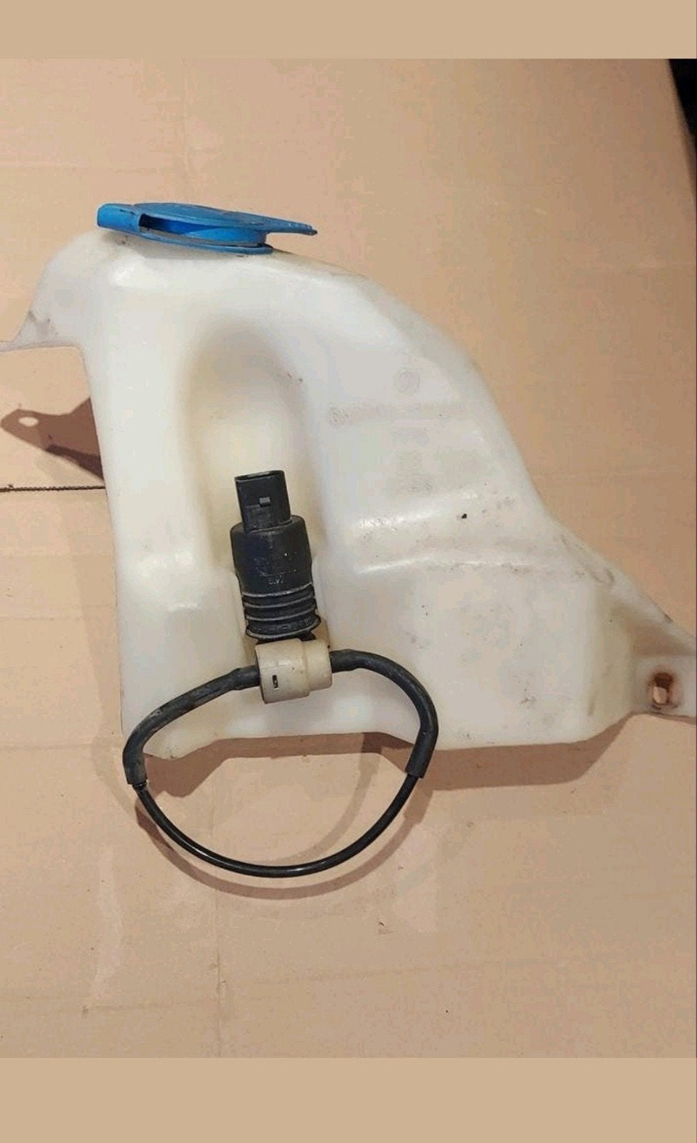 Ruitensproierpomp ruitensproeiertank Volkswagen Polo 1994 tm, Ophalen of Verzenden