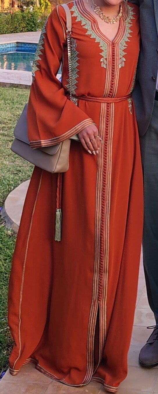 Oranje Kaftan met Borduurwerk, Oranje, Ophalen of Verzenden, Zo goed als nieuw, Maat 36 (S)