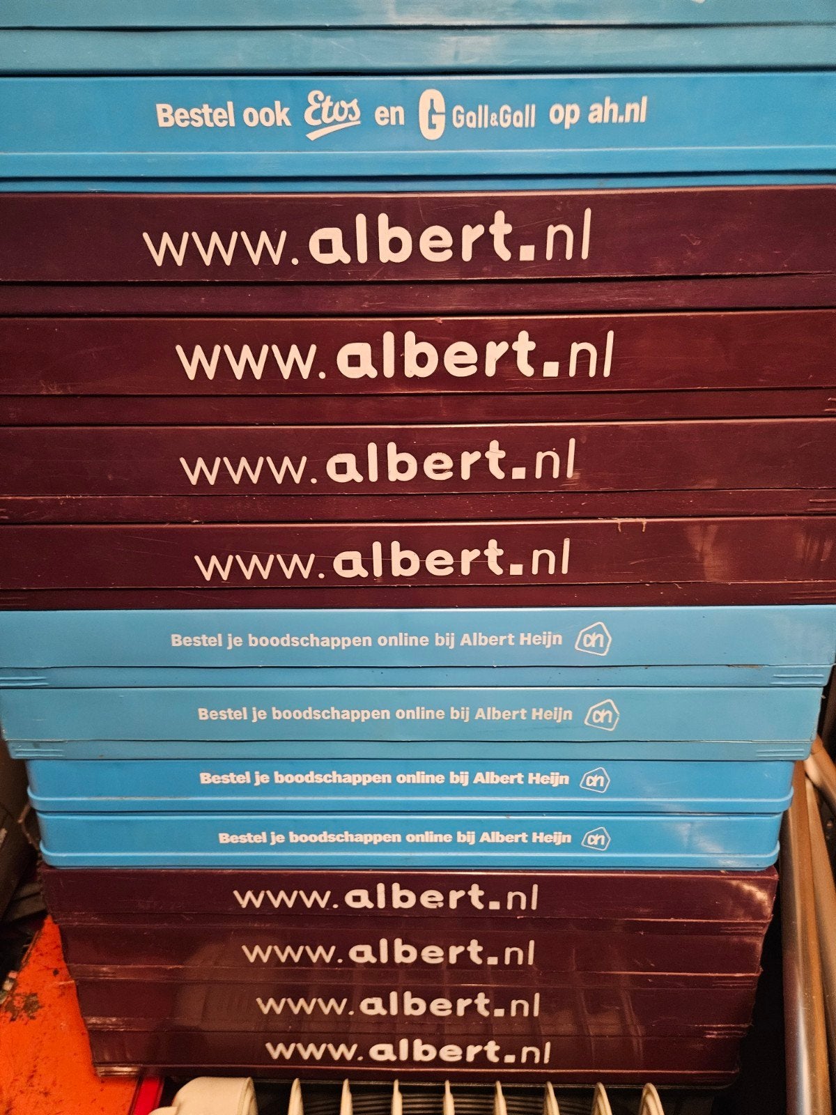 Albert Heijn kratten (ongeveer 25 stuks), Ophalen, Krat, Minder dan 35 cm