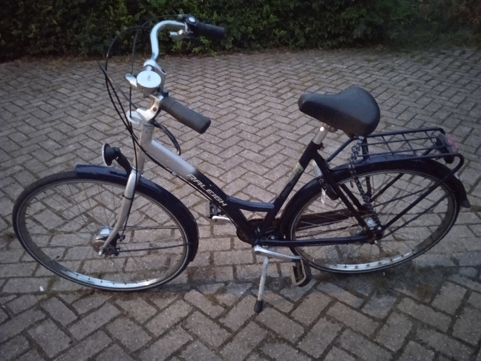 Raleigh fiets te koop - Damesfiets met versnellingen, Fietsen en Brommers, Versnellingen, Trommelrem, Ophalen, Overige merken