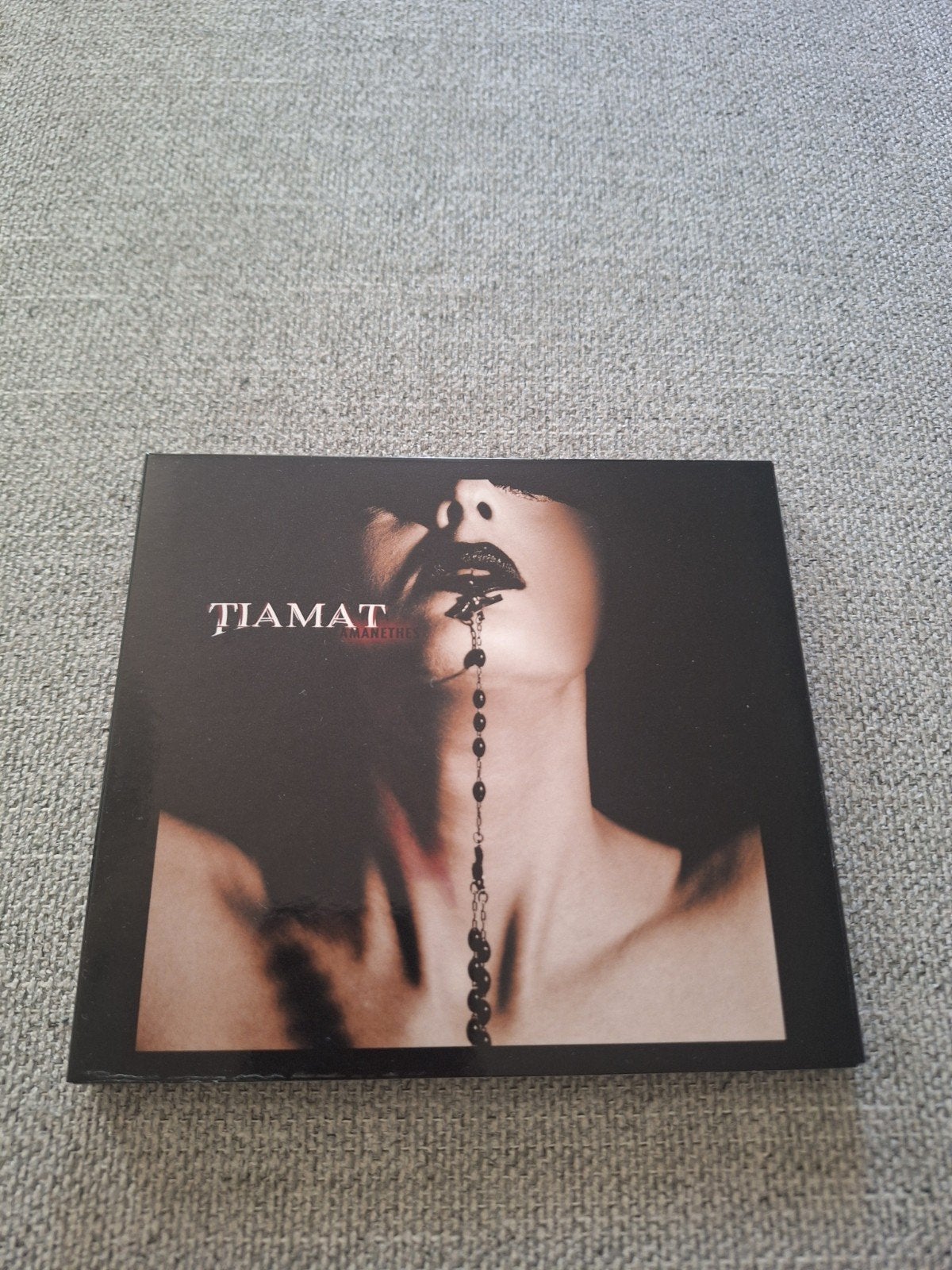 tiamat amanethes digi, Verzenden