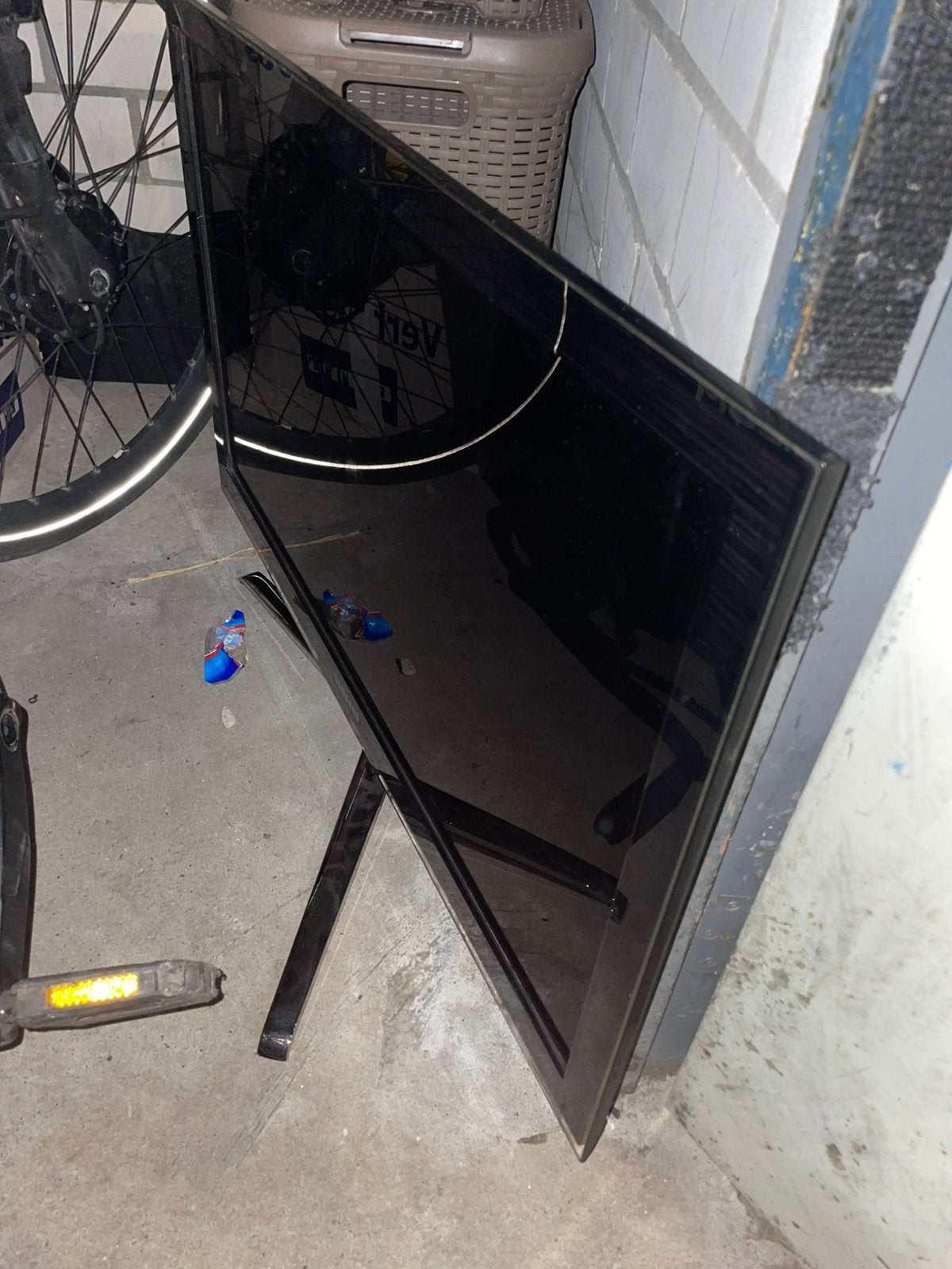 Samsung led tv 37 inch, 50 Hz, Zo goed als nieuw, Samsung, 80 tot 100 cm