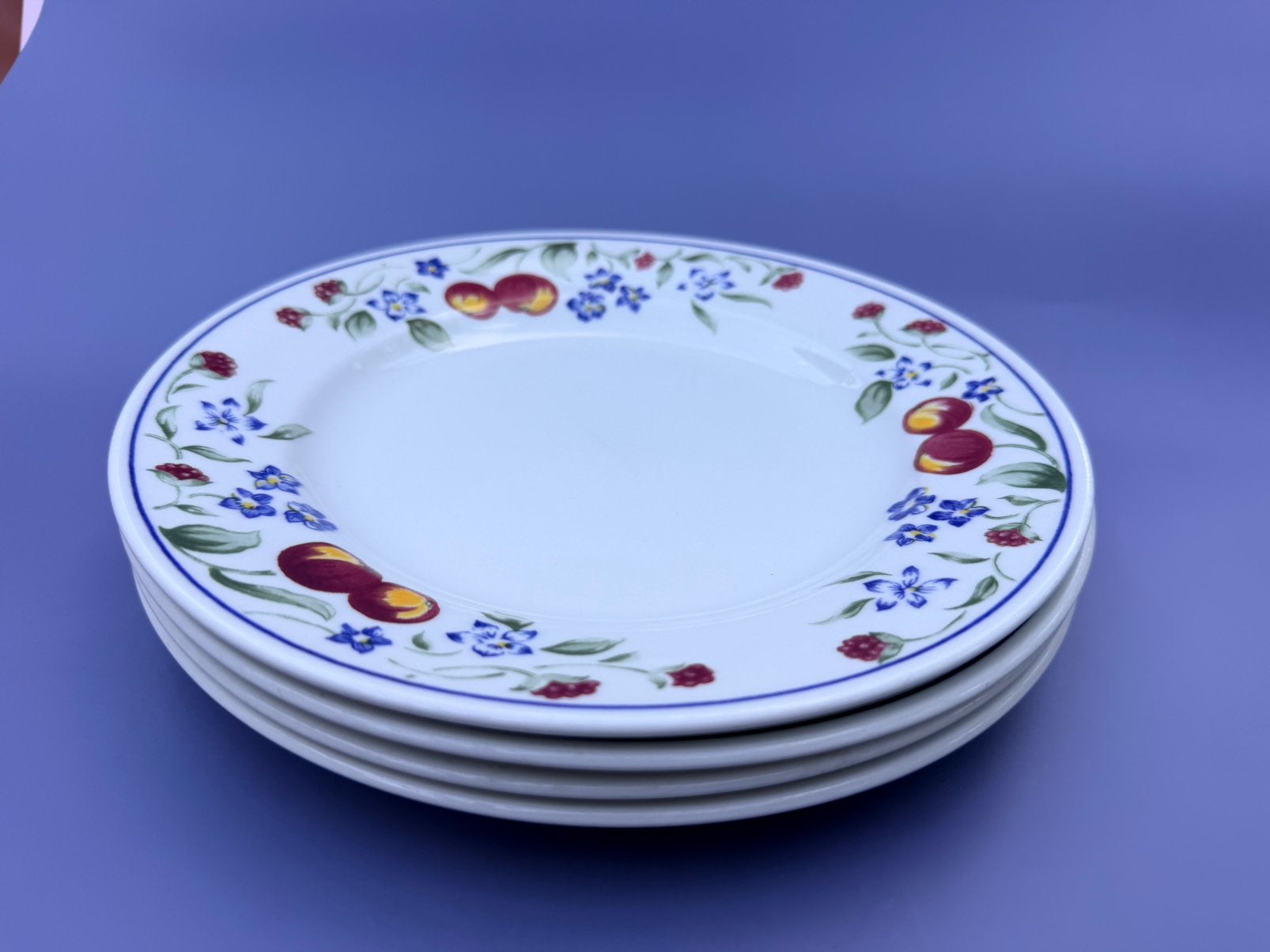 Set 4 Churchill Charente dinerborden MarlboroughCollection, Ophalen of Verzenden, Zo goed als nieuw, Overige stijlen, Bord(en)