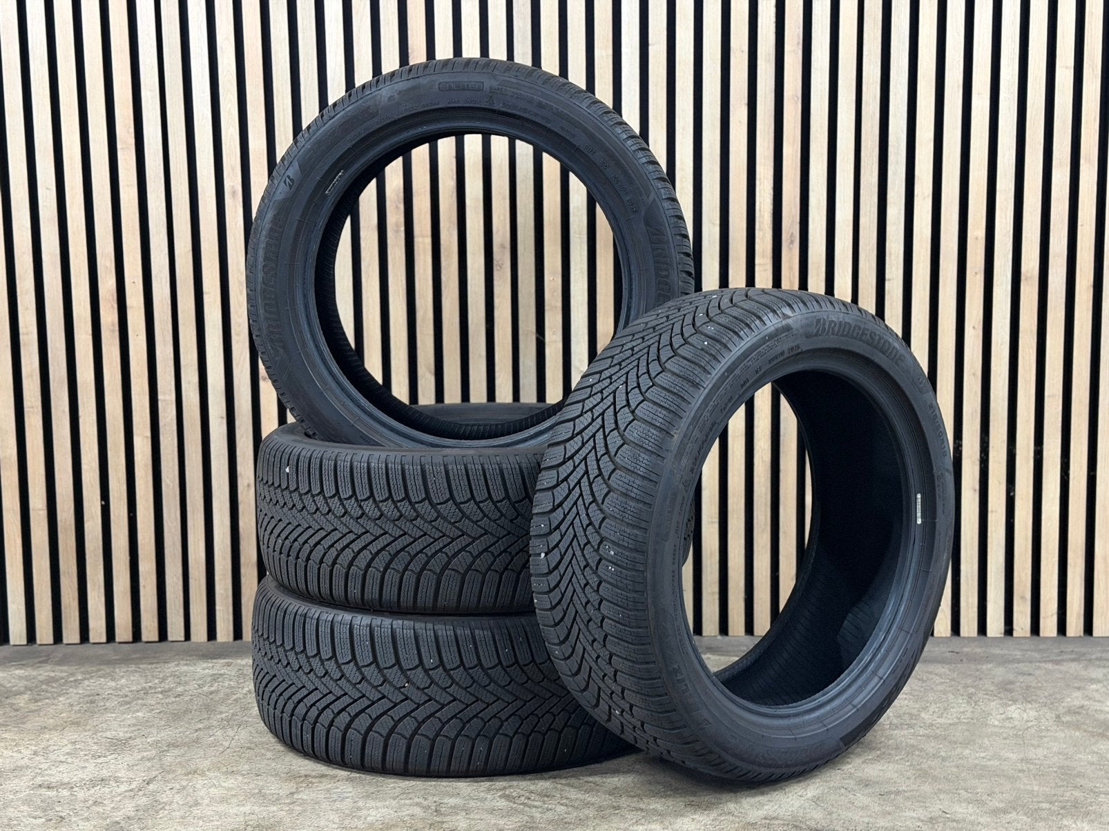 ️4x Bridgestone Winterbanden 215/50 R18 DOT25 €380 all incl, Ophalen, 18 inch, 215 mm, Winterbanden