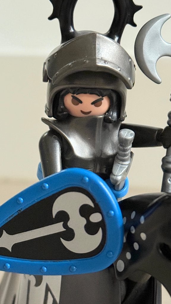 Playmobil 3315 Zwarte Ridder te paard met strijdbijl (2004), Complete set, Ophalen of Verzenden, Zo goed als nieuw, Knights