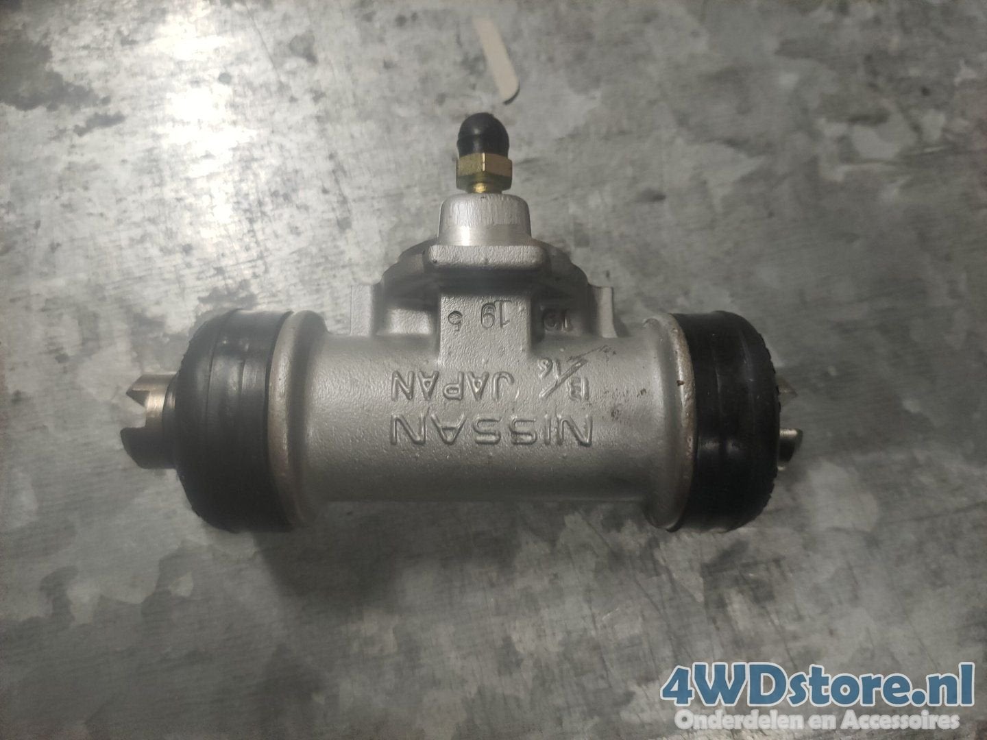 Nissan D21 Kingcab Wielremcilinder 4410037G12, -, -, Nieuw, Ophalen of Verzenden