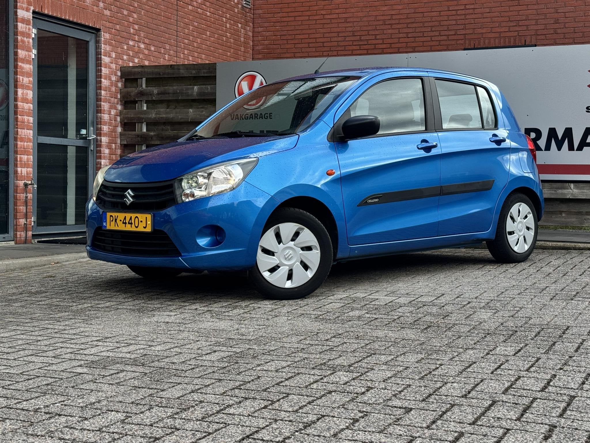 Suzuki Celerio 1.0 Dynamic Bluetooth Scherm, Navigatie, Park, Auto's, Gebruikt, Euro 6, 68 pk, Origineel Nederlands