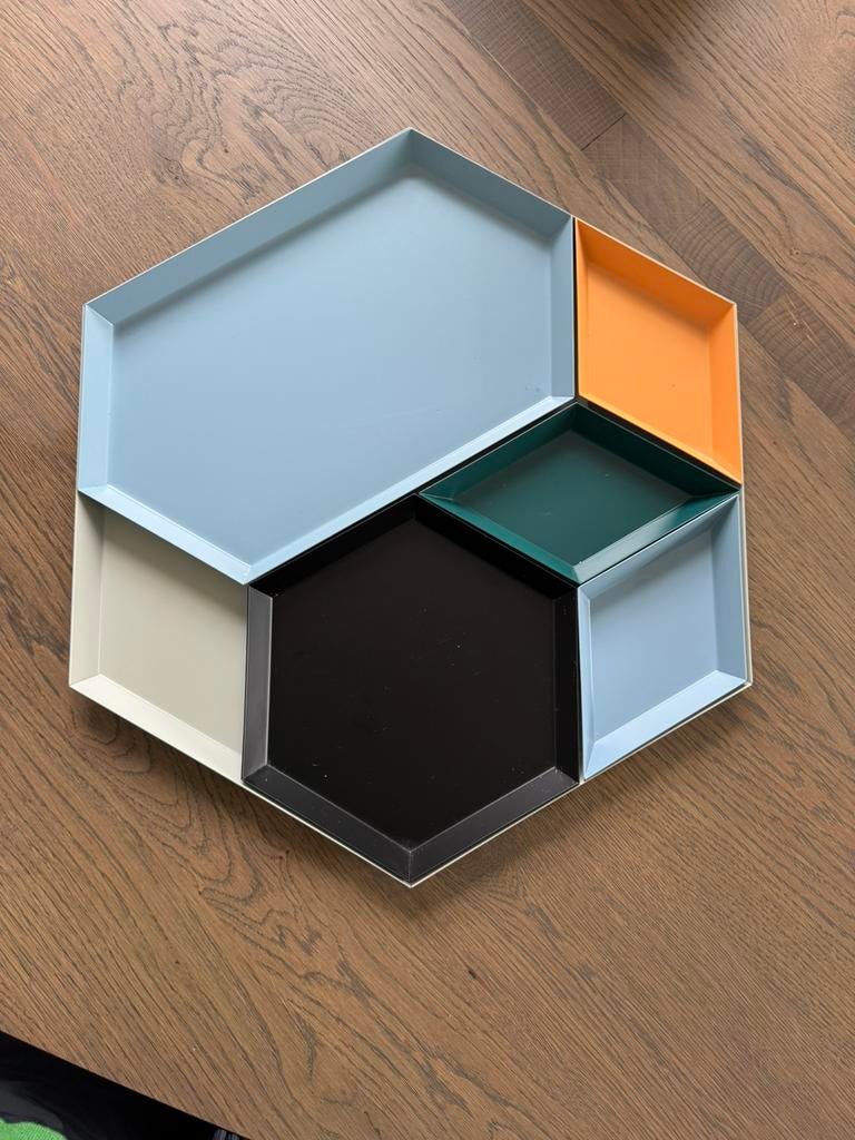 HAY Kaleido kleurrijke trays en dienbladen, Overige materialen, Nieuw, Ophalen of Verzenden, Schaal of Schalen