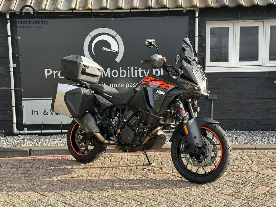 KTM 1290 SUPER ADVENTURE S (BJ 2018 / 51589 KM), 2 cilinders, KTM, Motorrijbewijs A, Bedrijf