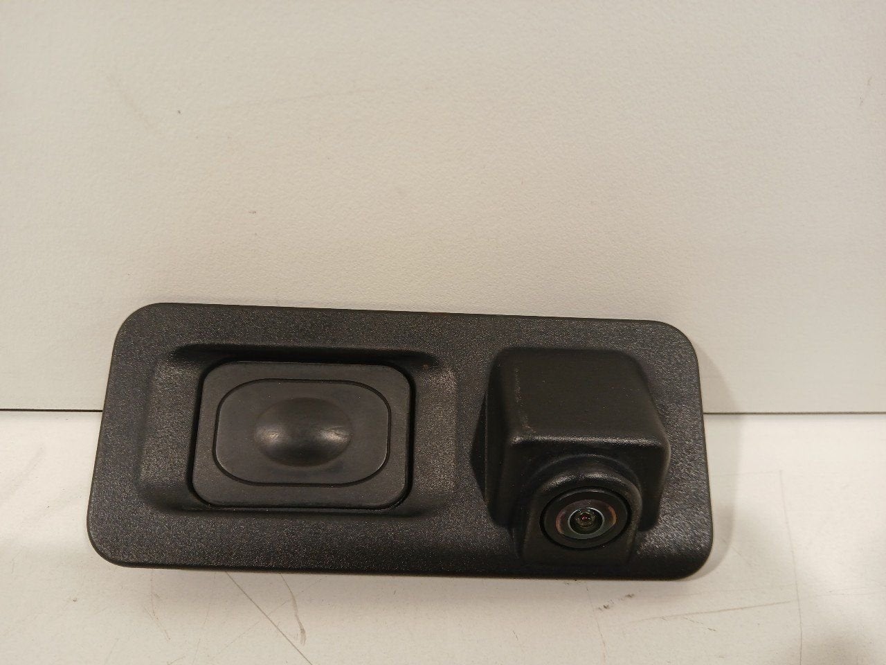 Camera achter Jaguar XF, Onderdelen@venauto.nl, Van der Ven Autorecycling B.V., Gebruikt, Ettenseweg 76, 4706 PB Roosendaal, The Netherlands