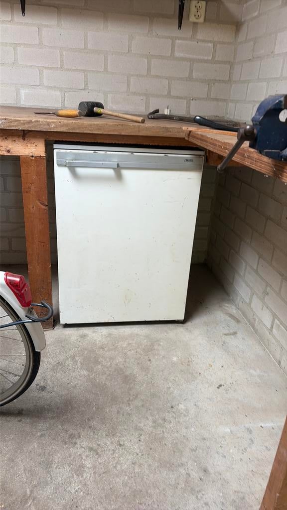 Gratis afhalen Koelkast zanussi voor feesten, Ophalen, Zo goed als nieuw