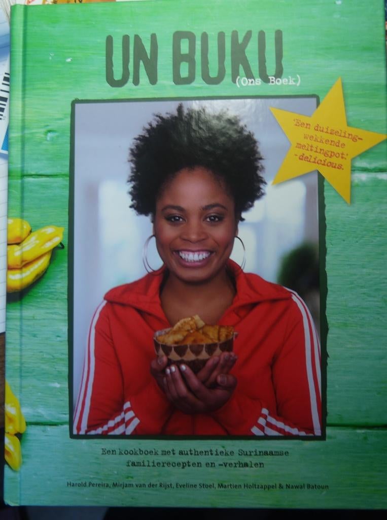 Un Buku Mirjam Rijst Harold Pereira Authentieke Surinaamse, Boeken, Kookboeken, Zo goed als nieuw, Voorgerechten en Soepen, Hoofdgerechten