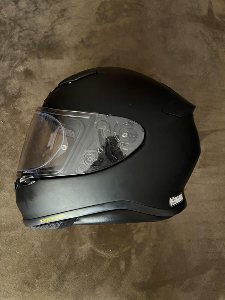 Shoei NXR Integraalhelm - Mat Zwart met meekleurend vizier, Motoren, Kleding | Motorhelmen, Ophalen, Heren, Integraalhelm, S