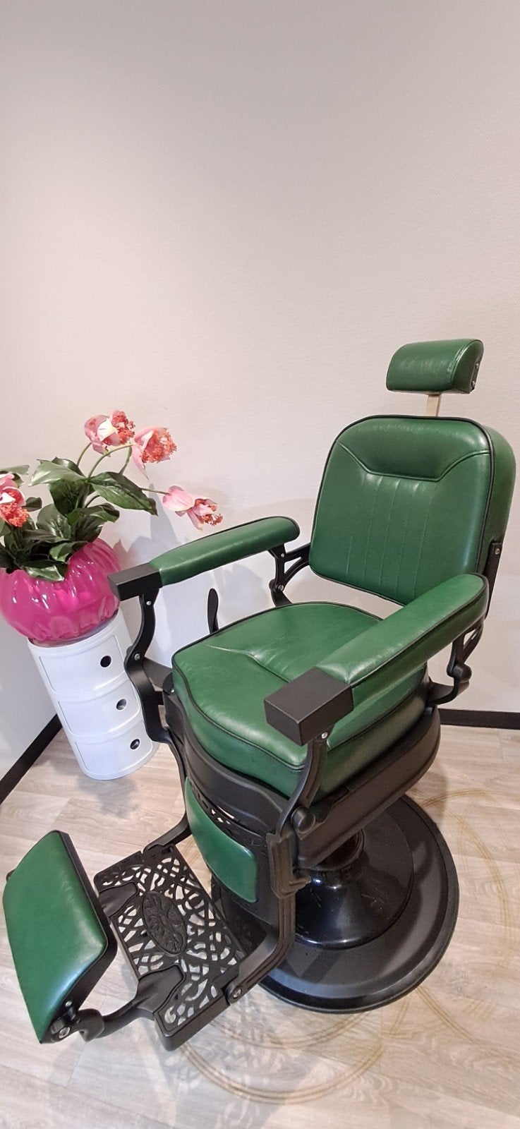 Vintage Kappersstoel Groen Leer en Metaal, Huis en Inrichting, Stoelen, Ophalen, Overige kleuren, Vintage, Barbershop, Industrieel