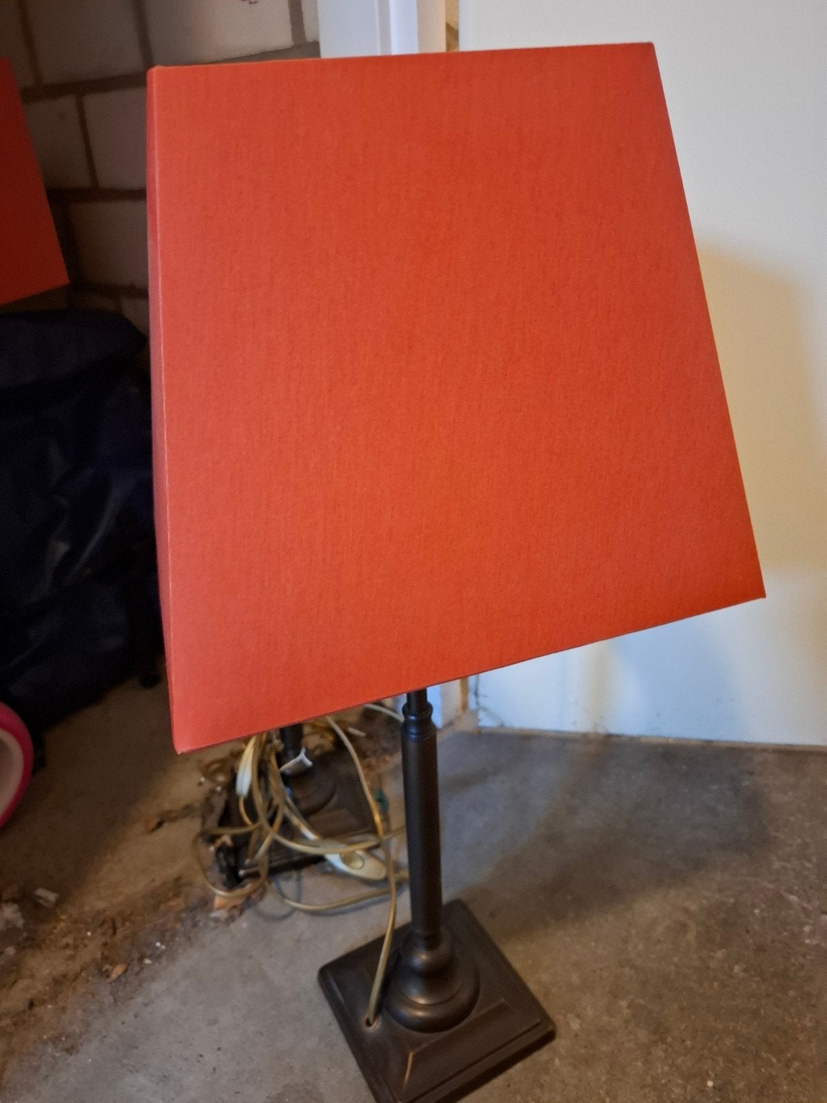 2 Staande lamp met oranje kap, Huis en Inrichting, Lampen | Vloerlampen, Gebruikt, 100 tot 150 cm, Textiel, Modern