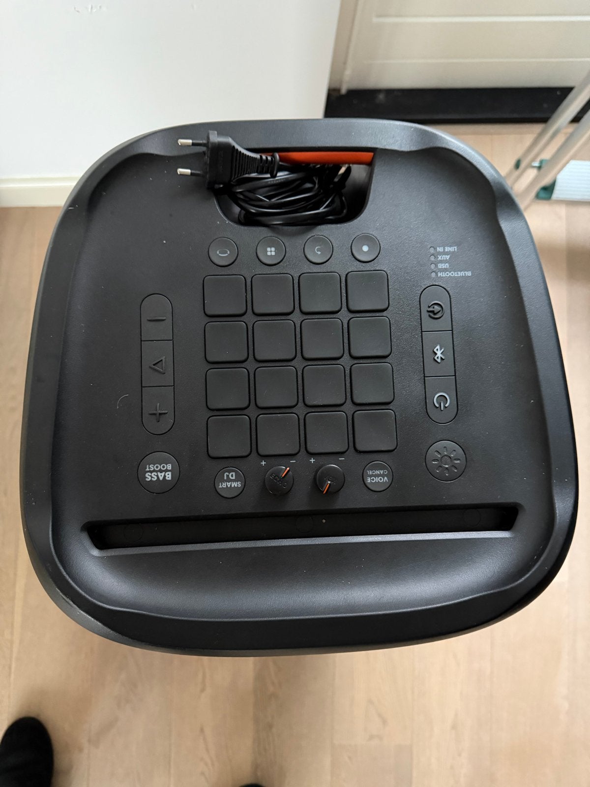 Foto 3 van JBL PartyBox 1000- Krachtige Party Speaker met Lichteffecten