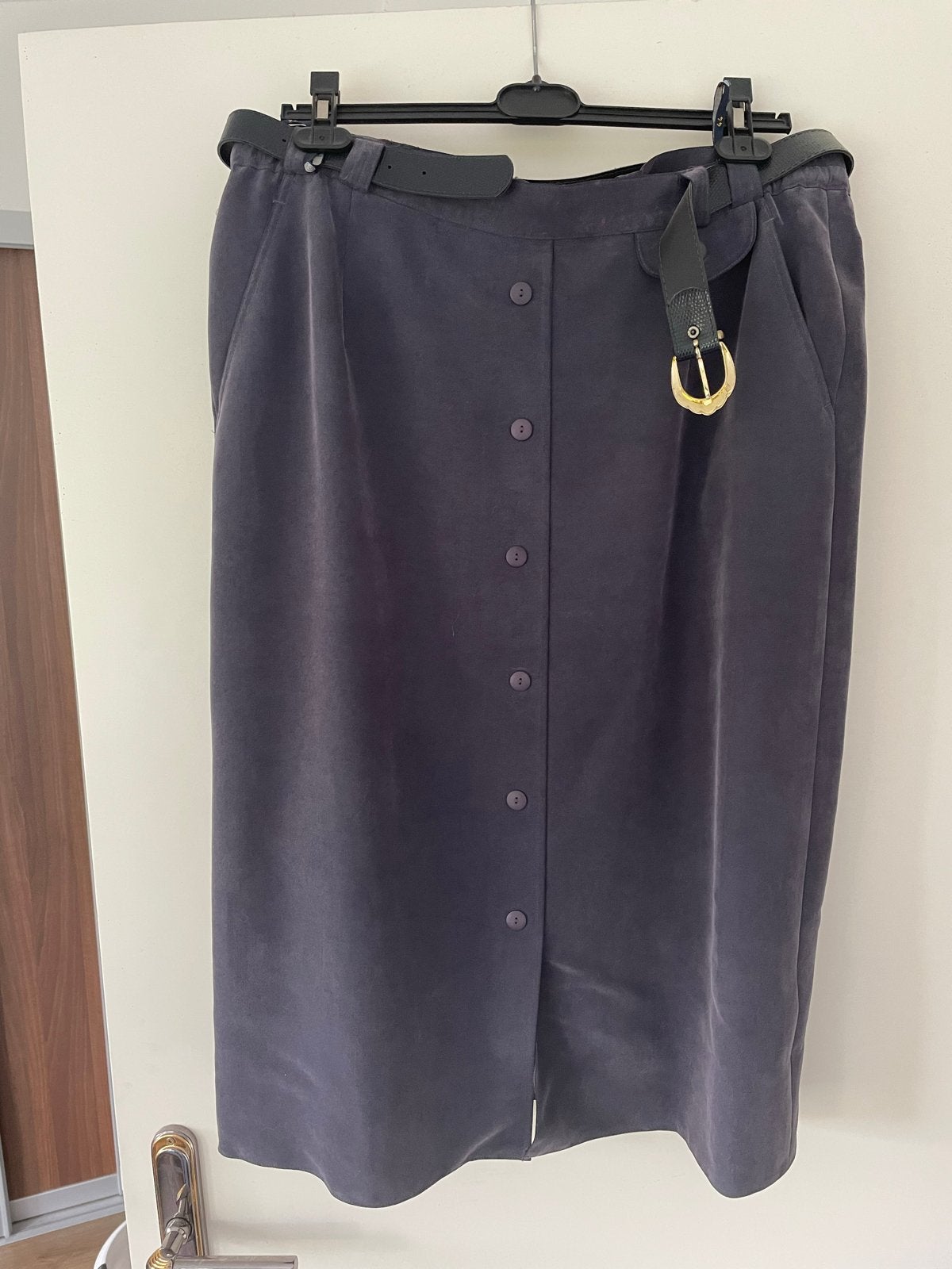 Suede rok maat 44 met voering, Ophalen, Maat 42/44 (L), Knielengte, Grijs