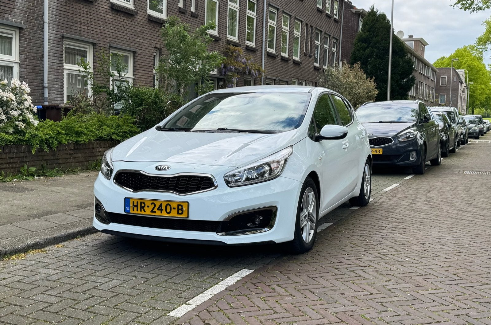 Kia cee’d 1.0 T-GDi 2015 – 150.000 km – Handgeschakeld, Auto's, Zwart, Wit, Origineel Nederlands, Handgeschakeld
