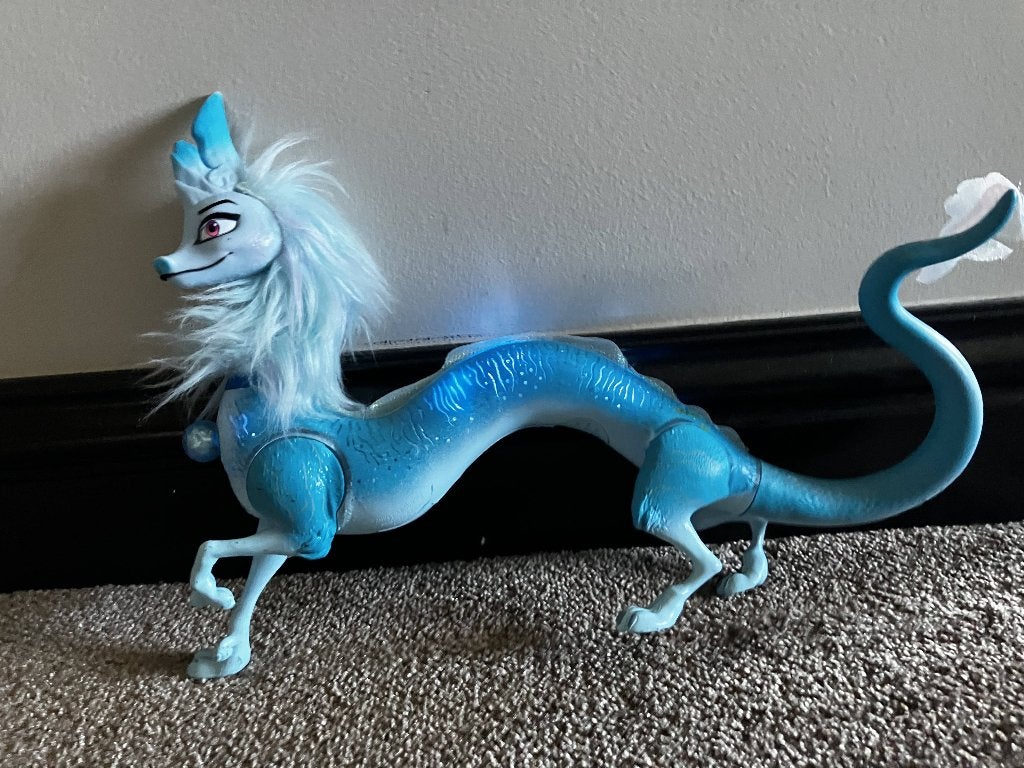 Raya Draak Disney - Ophalen, Verzamelen, Disney, Ophalen, Overige figuren, Zo goed als nieuw, Beeldje of Figuurtje