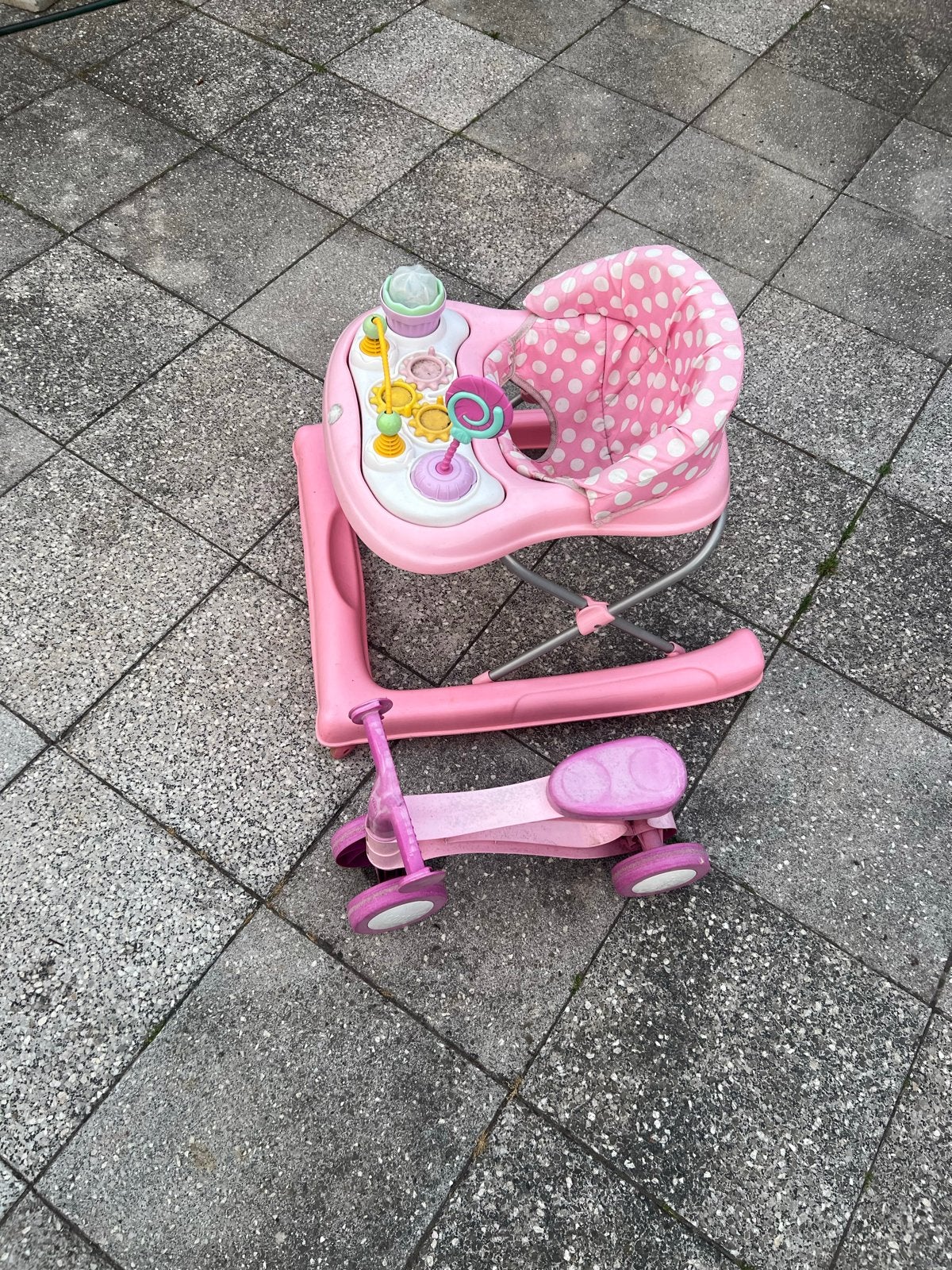 Roze loopstoel en loopfietsje voor baby/peuter, Ophalen, Gebruikt, Overige typen, Met wieltjes