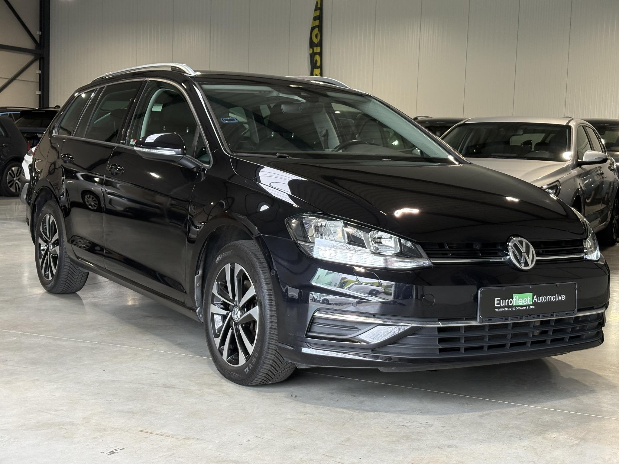 Volkswagen Golf Variant 1.0 TSI IQ.DRIVE | ACC | LED | Navi, Auto's, Voorwielaandrijving, Gebruikt, 116 pk, Zwart
