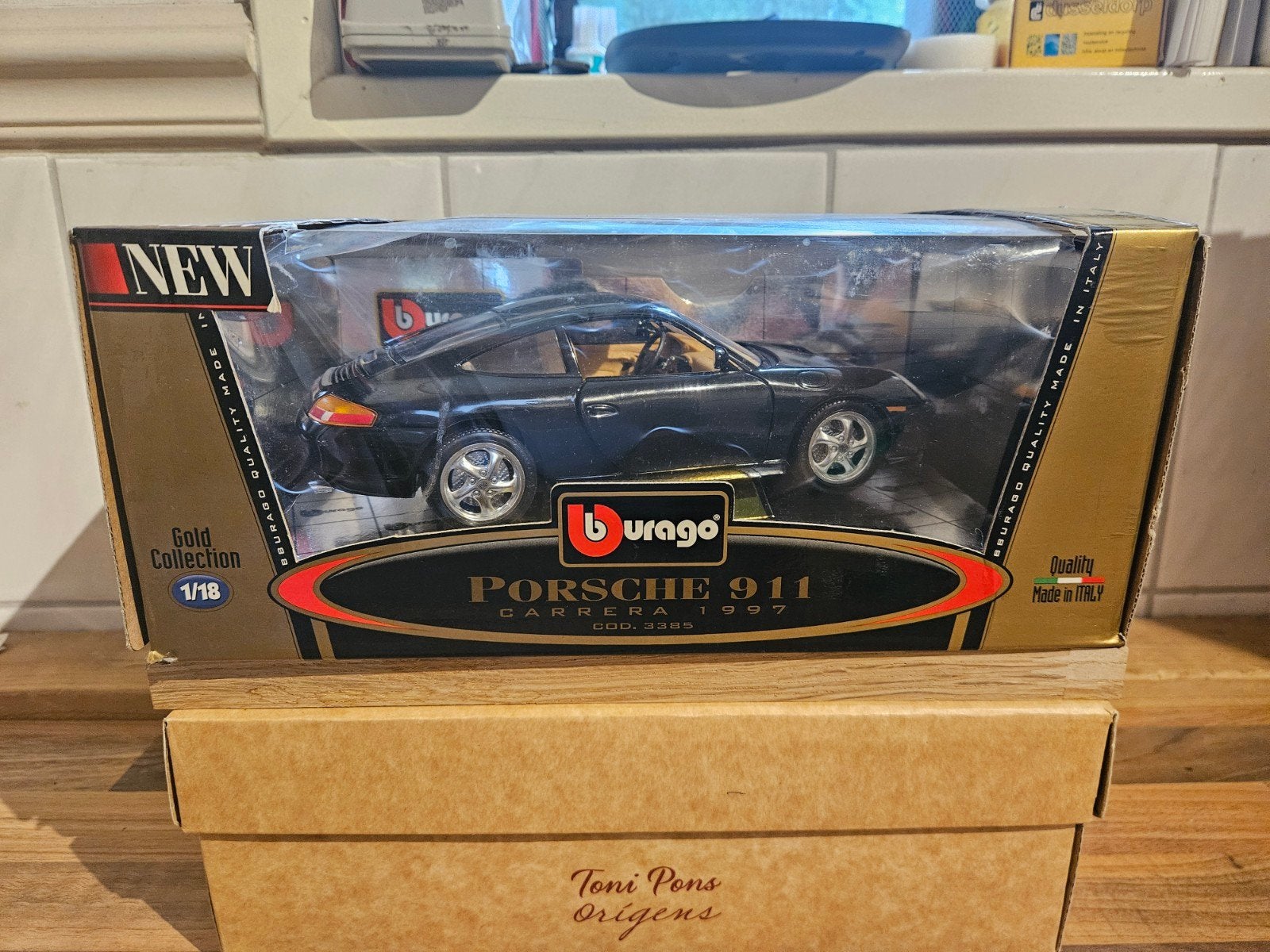Burago Porsche 911 (996) Carrera in OVP, Ophalen of Verzenden, Zo goed als nieuw, Bburago