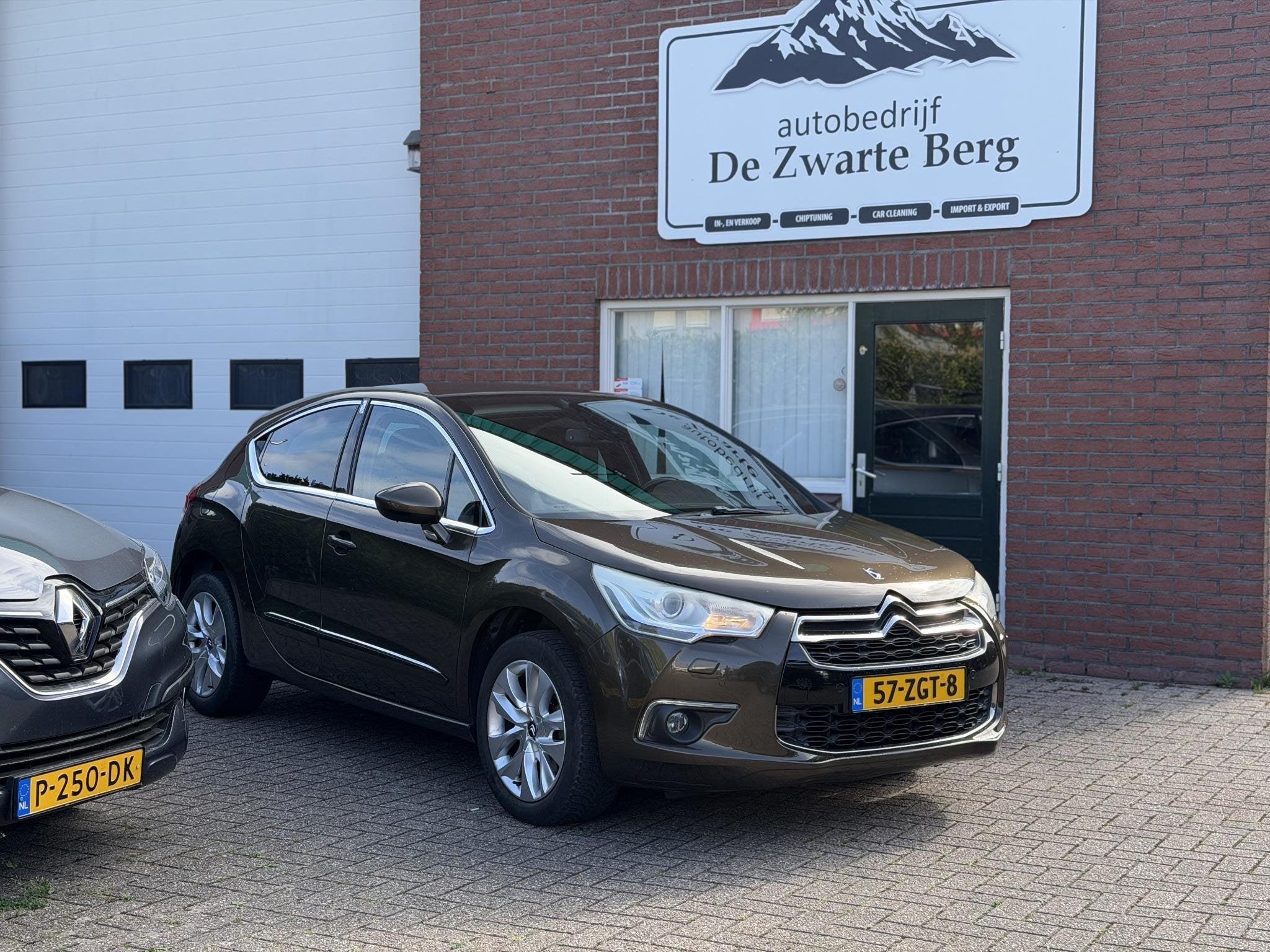 Citroen DS4 1.6 THP So Chic, Auto's, Citroën, Euro 5, Gebruikt, Leder en Stof, 163 pk