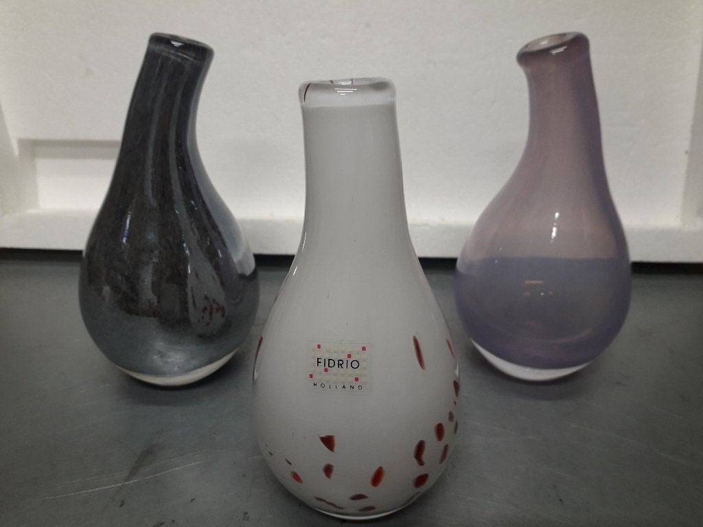 3 VINTAGE GEBOGEN FIDRIO DESIGN VAZEN (per stuk te koop 5 e, Ophalen of Verzenden
