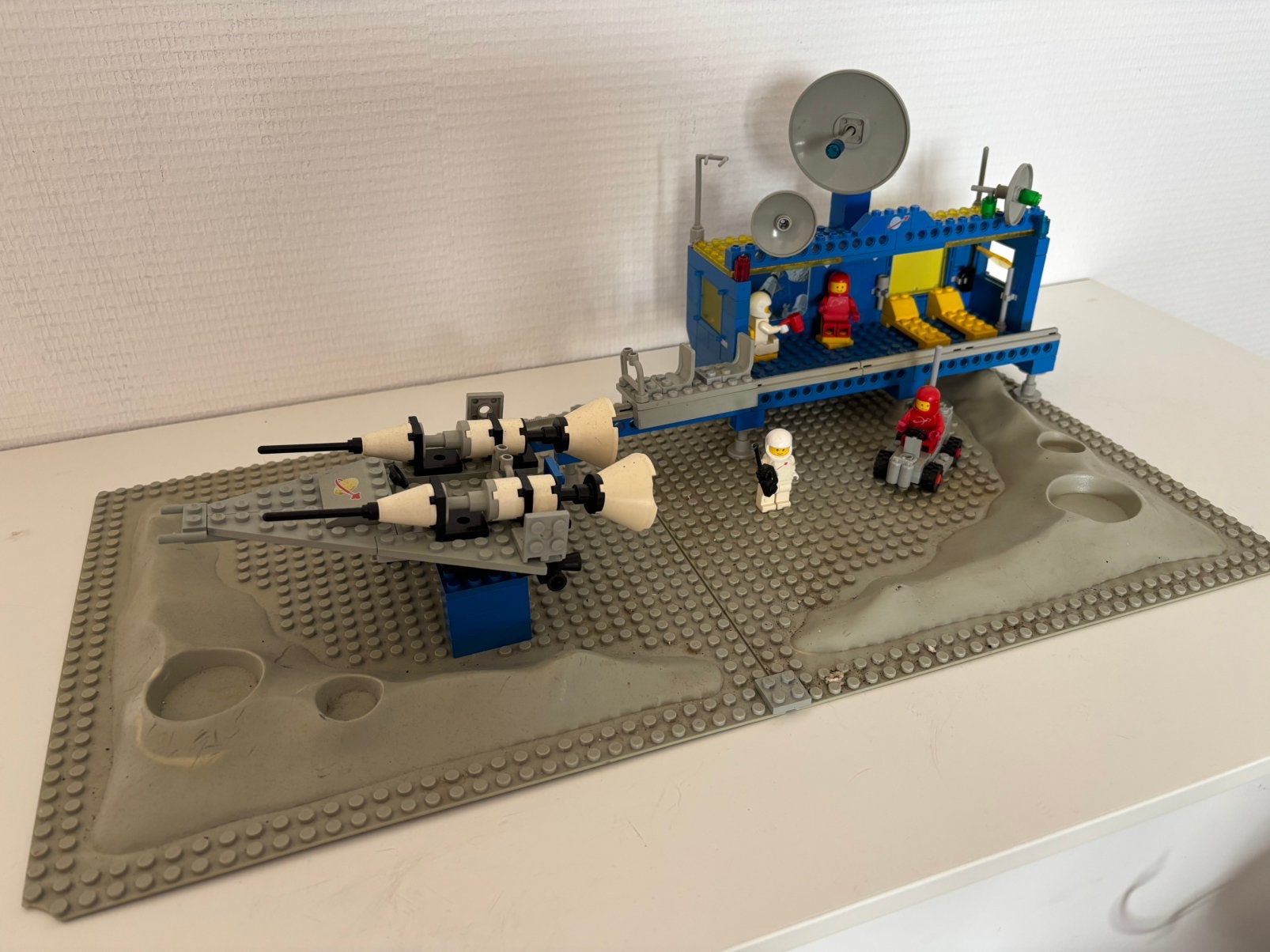 Lego classic space command base 6970, Lego, Ophalen of Verzenden, Zo goed als nieuw, Space