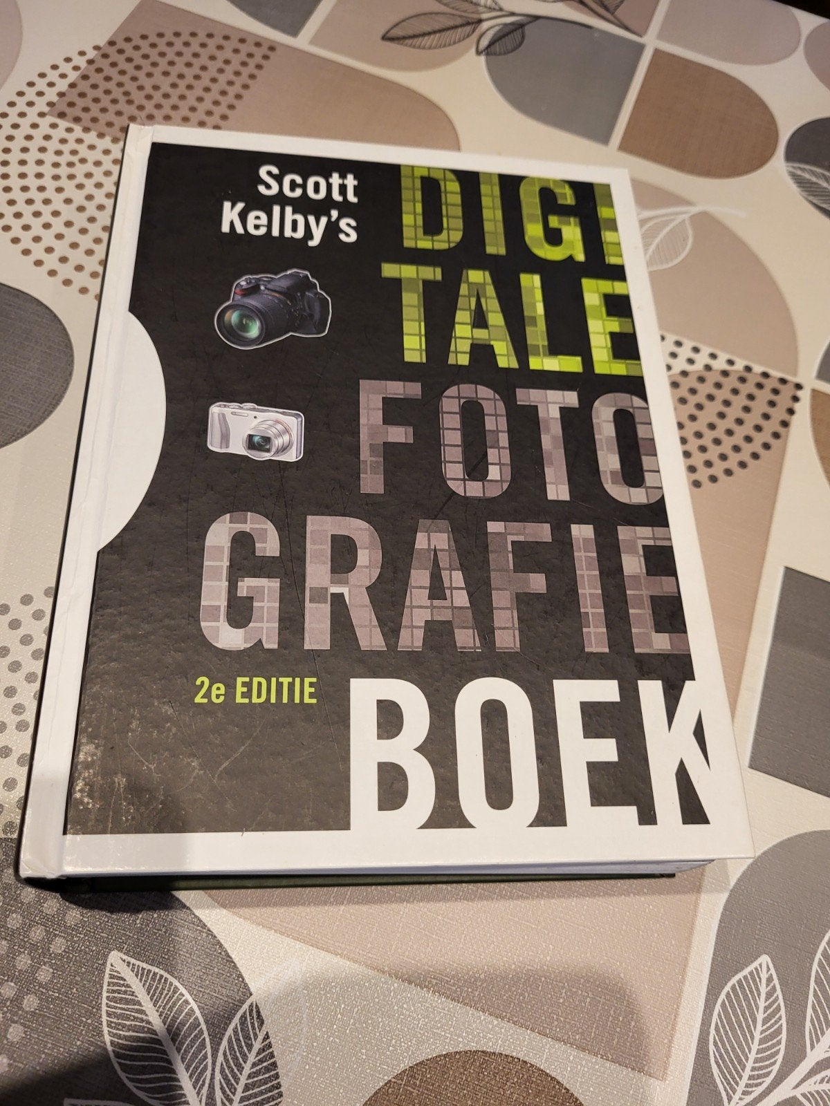 Scott Kelby - Scott Kelby s digitale fotografie boek, Boeken, Ophalen of Verzenden, Zo goed als nieuw, Scott Kelby, Overige onderwerpen