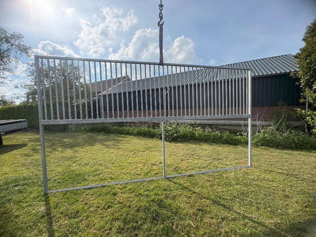 Paardenbox tussenwand 4 meter, Weidegang, 4 paarden of pony's of meer