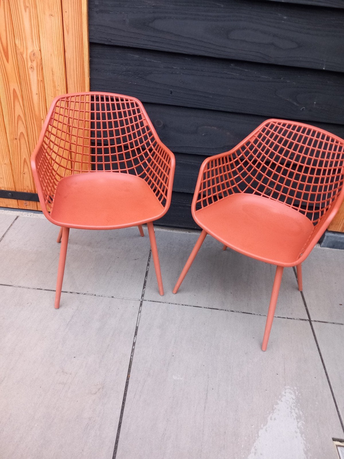 2 leuke kinder tuinstoeltjes, Ophalen, Gebruikt, Kunststof
