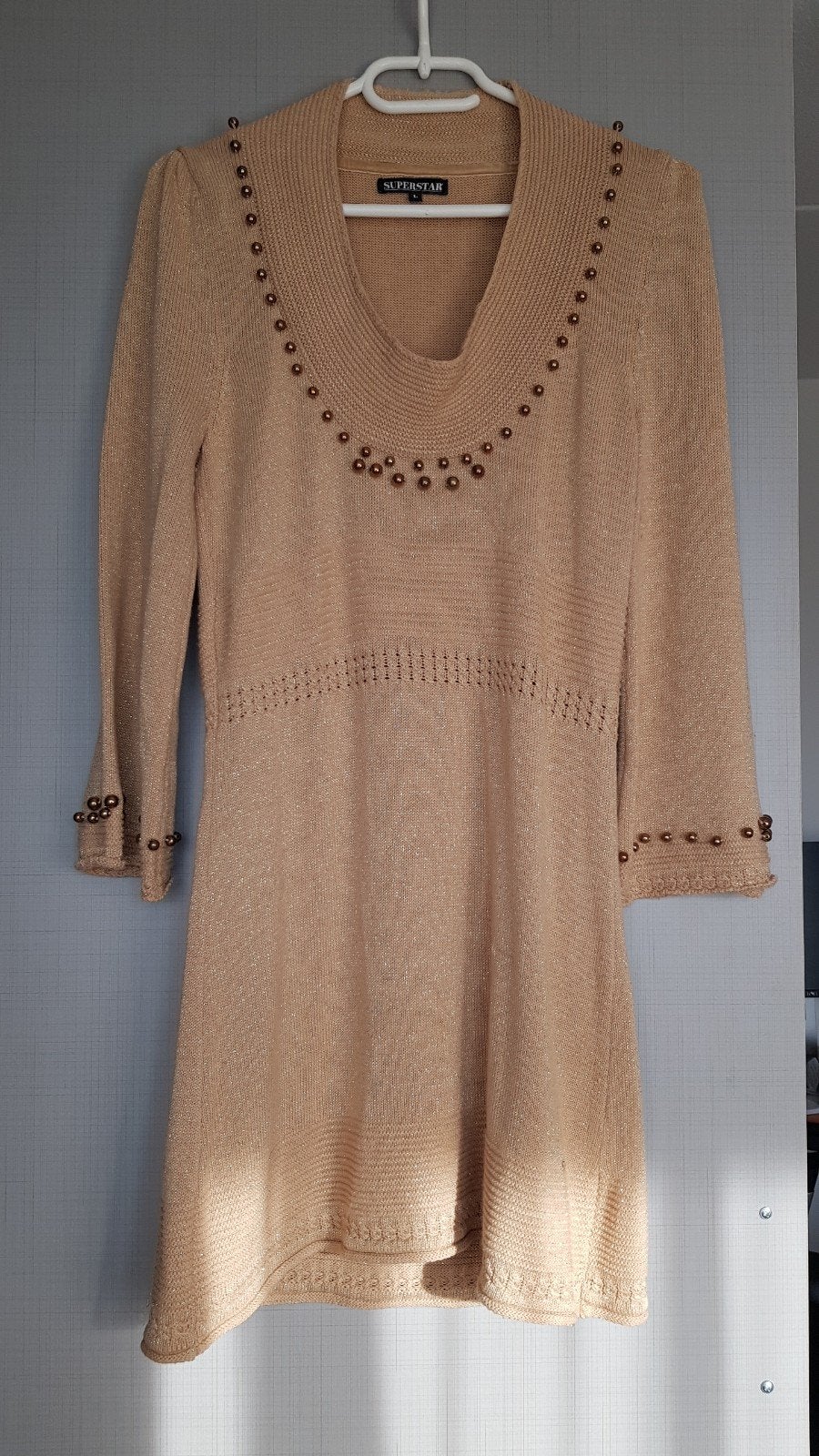 SPS Superstar goud beige trui met kraaltjes maat L, Kleding | Dames, Jurken, Verzenden, SUPERSTAR, Beige, Maat 42/44 (L)