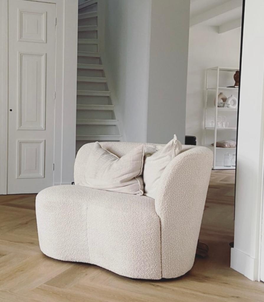 Woood fauteuil boucle, Huis en Inrichting, Fauteuils, Ophalen, Minder dan 75 cm, Zo goed als nieuw, 75 tot 100 cm