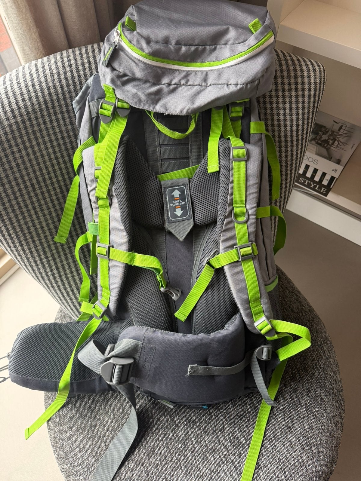 60 liter rugzak, Sport en Fitness, Bergsport en Wandelen, Ophalen of Verzenden, Zo goed als nieuw, Rugzak