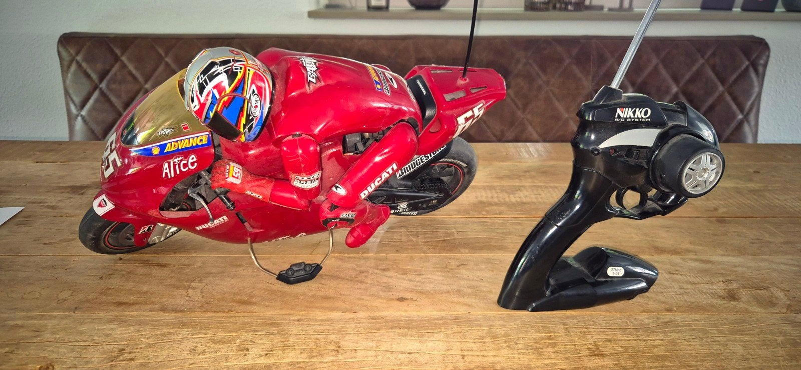 Ducati Loris Capirossi  1:5  R.C. 500cc Desmosedici, Ophalen, Gebruikt, Auto's