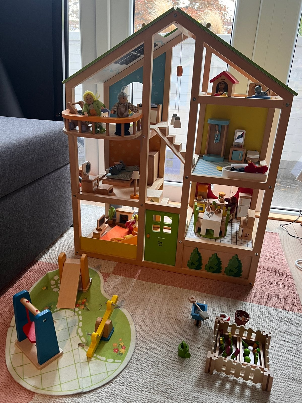 Hape poppenhuis met heel veel extra’s, Kinderen en Baby's, Ophalen, Gebruikt, Poppenhuis