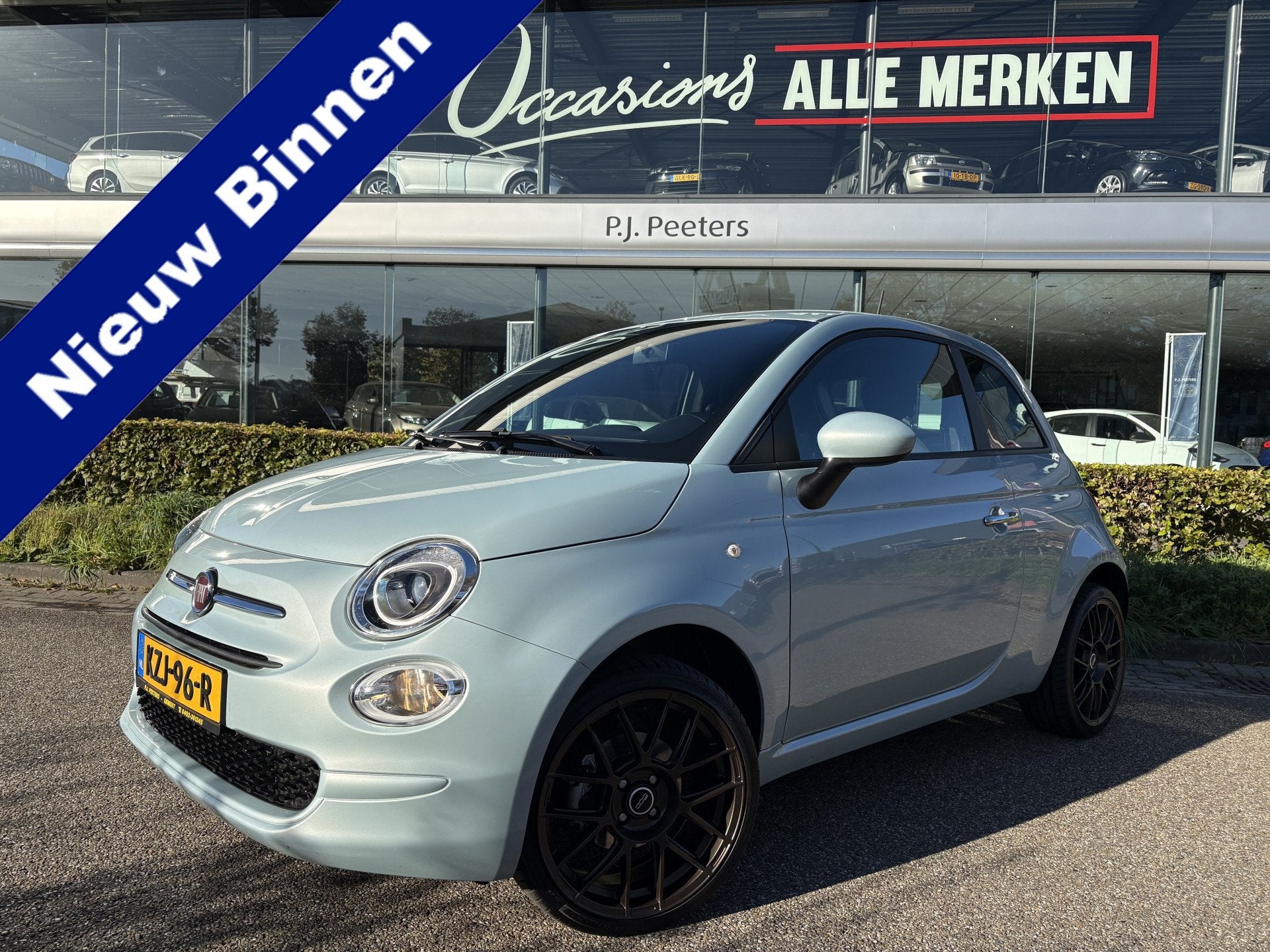 Fiat 500 1.0 Hybrid Dolce vita Airco - Apple carplay - Navig, Stof, Gebruikt, Euro 6, 4 stoelen
