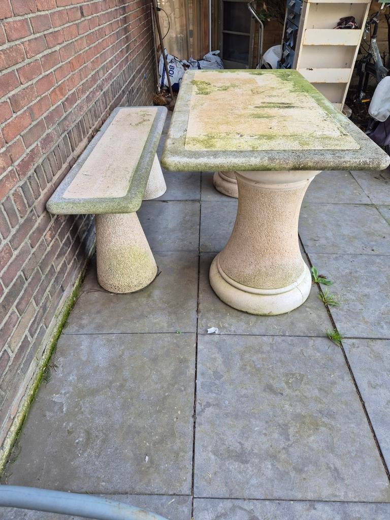 Stenen tafel met bank, Ophalen of Verzenden
