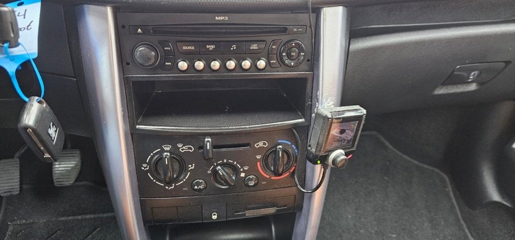 Foto 25 van Peugeot 207 CC 1.6 VTi | leer airco elec kap nederlandse aut